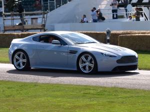 Aston Martin V12 Vantage RS Concept 2007 года 